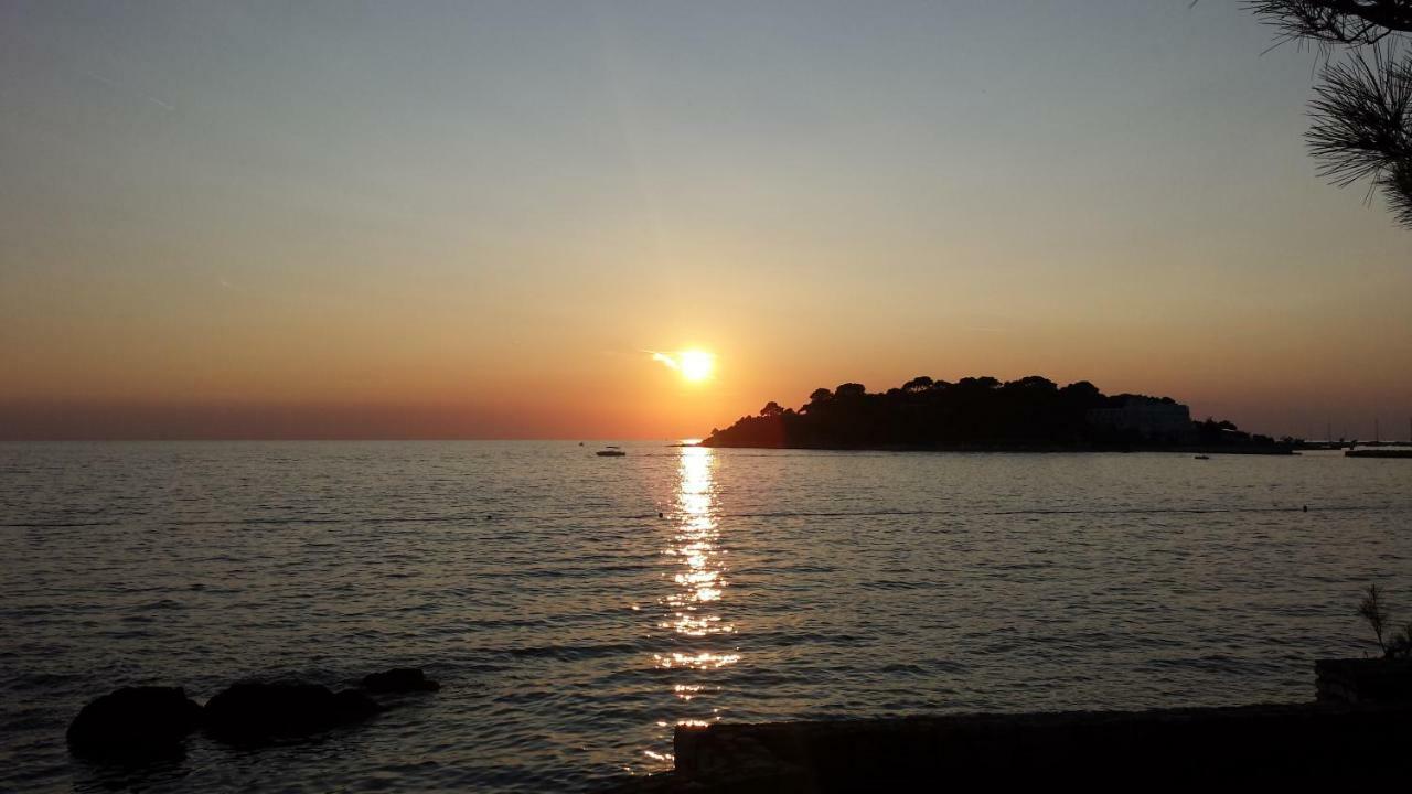 Apartment Maestral Porec Esterno foto