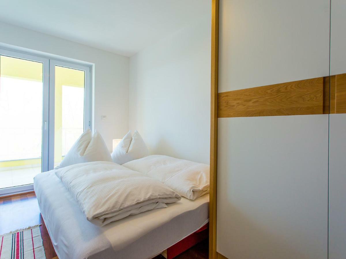 Apartment Maestral Porec Esterno foto